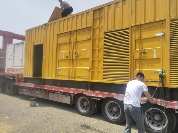 红花岗汽油发电机对供油装置的要求