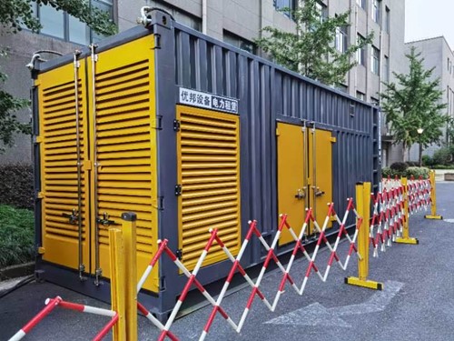 红花岗温度对电压测量结果的影响是否存在理论计算公式？