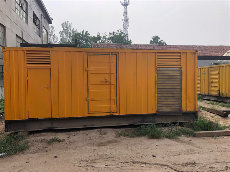 红花岗发电机出租进行负载测试时，电瓶电量不足的具体判断标准是什么？