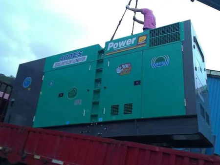 红花岗空气滤清器的更换周期一般是多久？