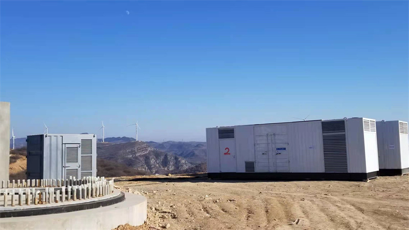 红花岗带燃油预热系统的柴油发电机组在冬季启动前需要做哪些准备工作？